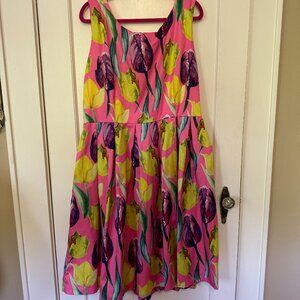 Lindy Bop Lana Tulips Dress Size 20